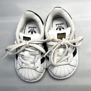 Adidas superstar shoes, size 5 baby/toddler
